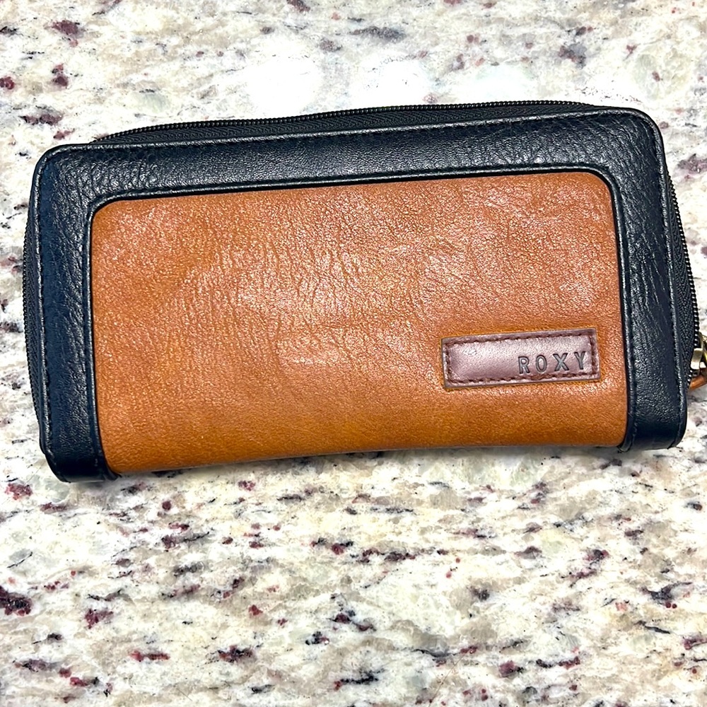 ROXY zip wallet